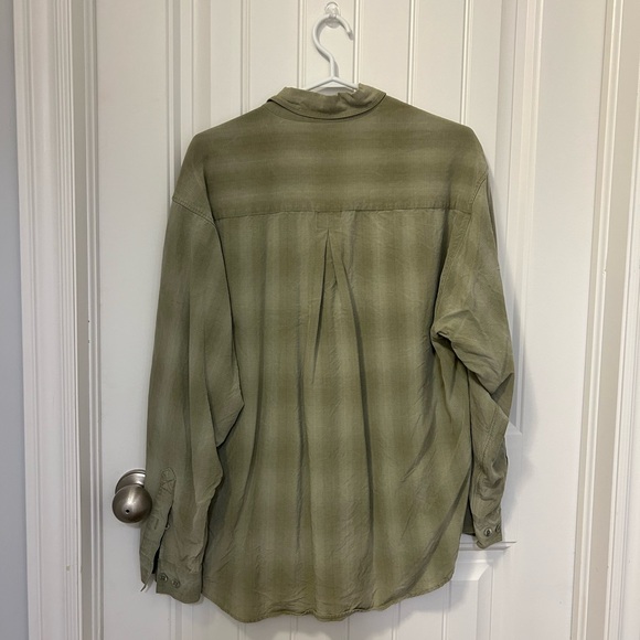 Indigo Palms | Oversized Button Up - Picture 5 of 5